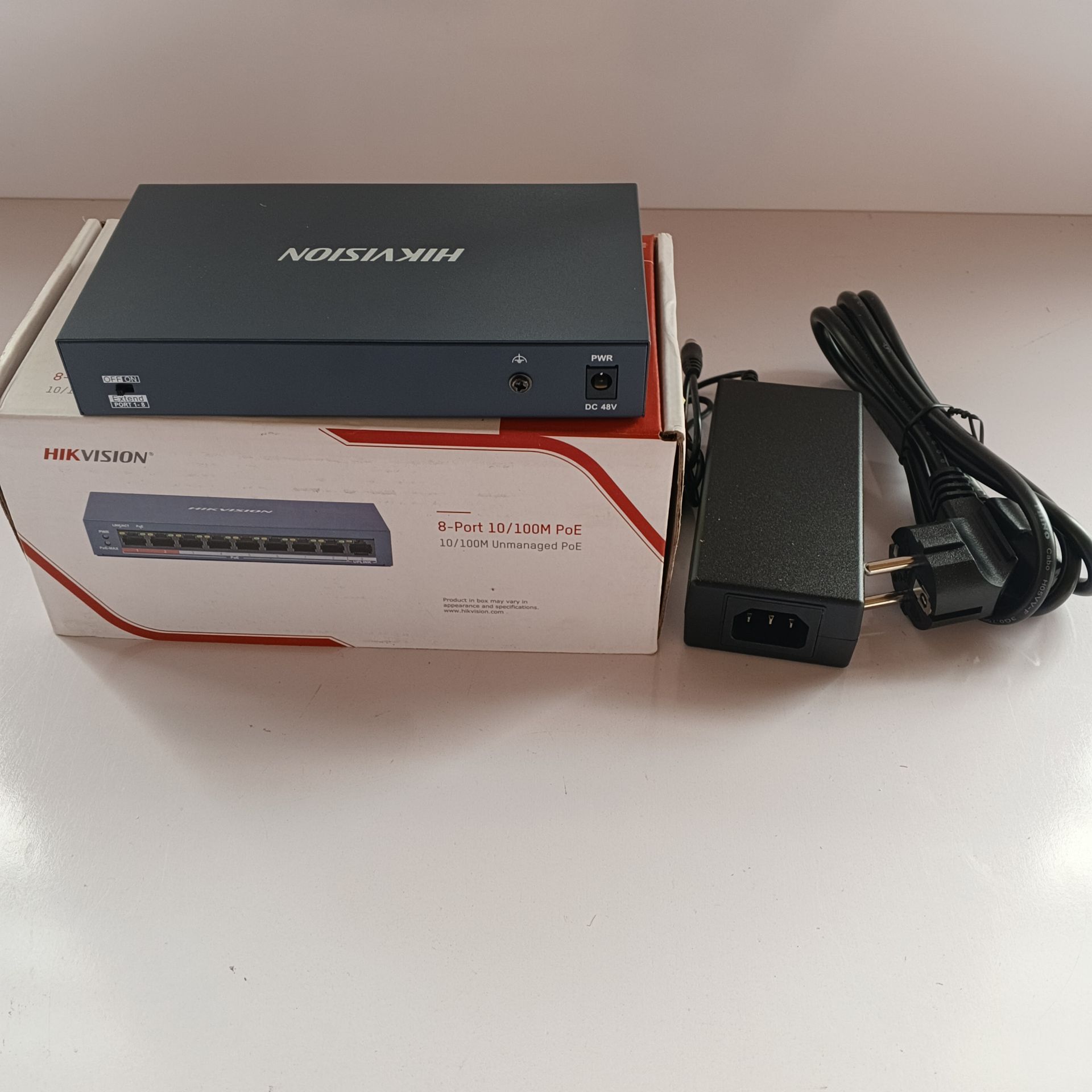 Hikvision 8port Unmanaged Poe Switch (4)
